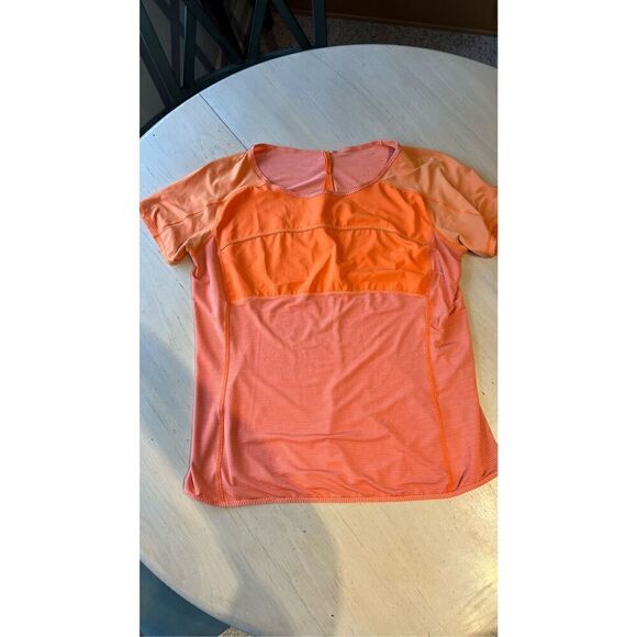 Lululemon Athletica 4 6 Run Fast Track Short Sleeve Silverescent Shirt top size - Picture 2 of 8